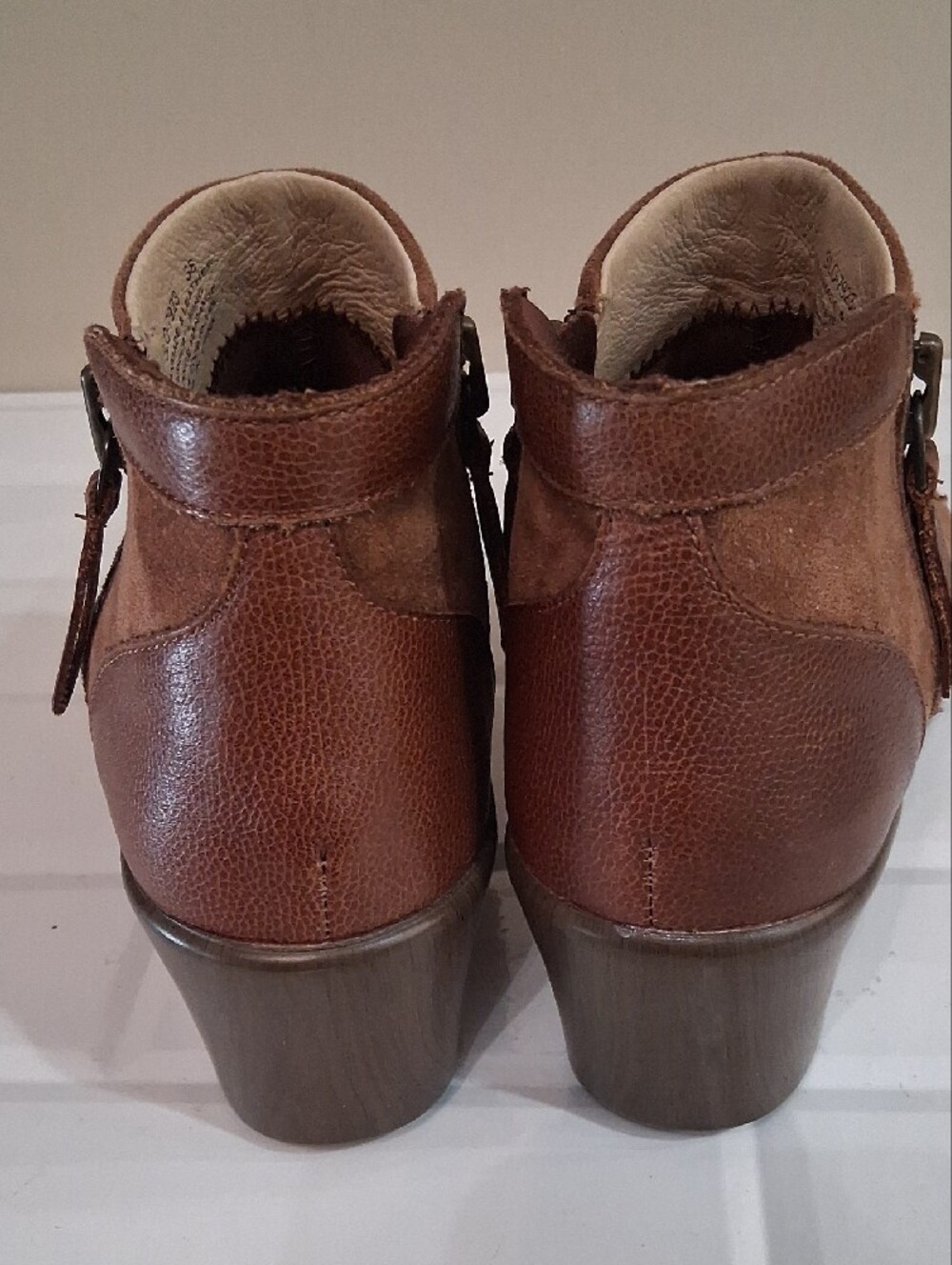 Alegria Sloan Brown Suede Bootie Size 8 - Picture 8 of 11